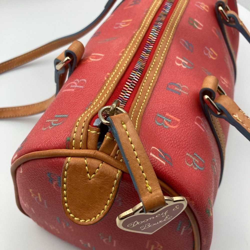 Stylish Dooney & Bourke pink monogram barrel, shoulder/satchel rainbow bag - Picture 2 of 15